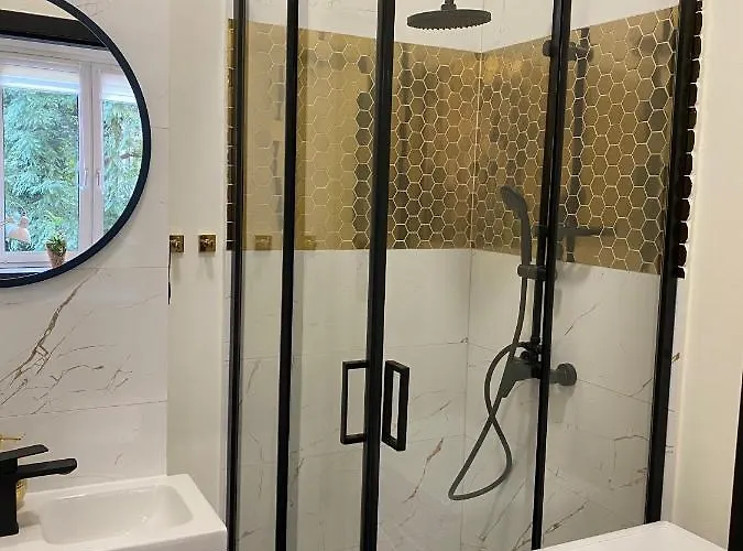 Przytulny I Nowoczesny Malgosi, 10 Min Pieszo Od Dworca I Galerii *